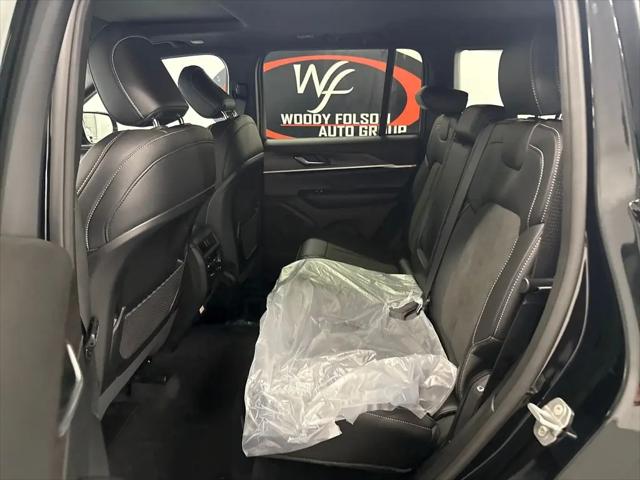 2026 Jeep Grand Cherokee Altitude 4x2