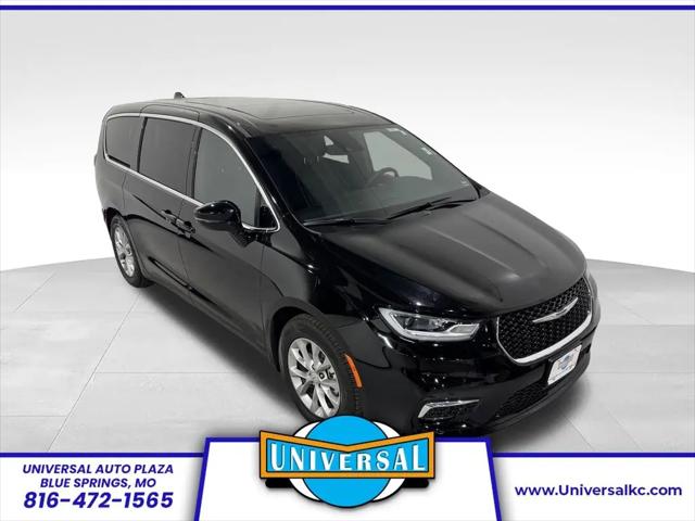 2026 Chrysler Pacifica Limited for sale in Blue Springs, MO