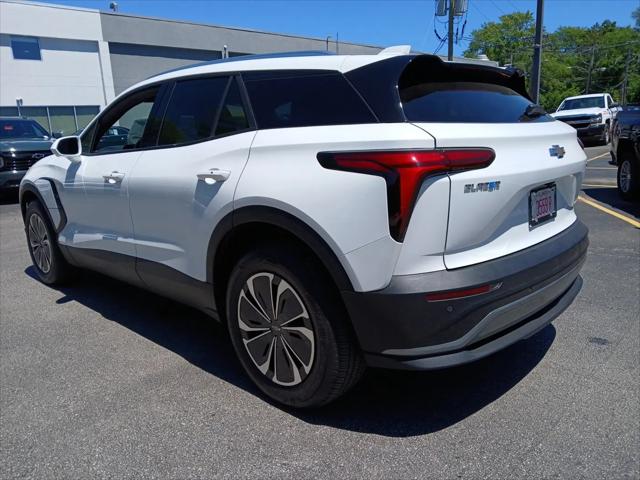 2024 Chevrolet V Blazer eAWD 2LT
