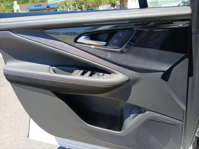 2024 Chevrolet V Blazer eAWD 2LT