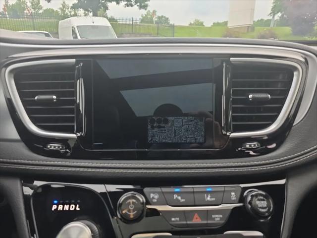 2020 Chrysler Pacifica Hybrid Limited