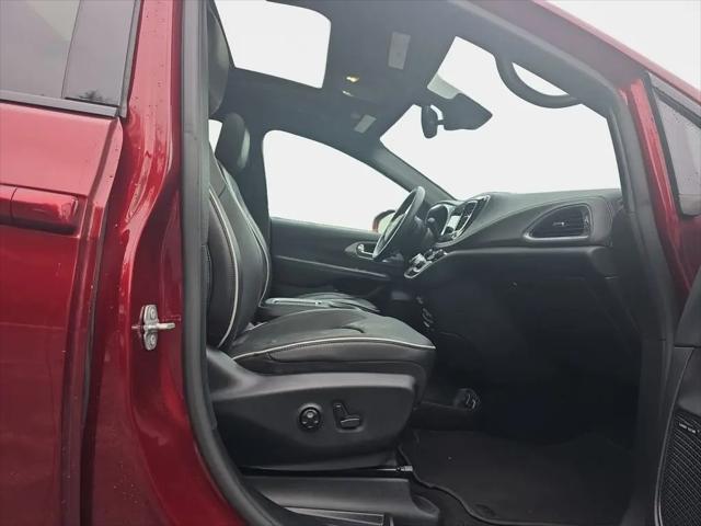 2020 Chrysler Pacifica Hybrid Limited