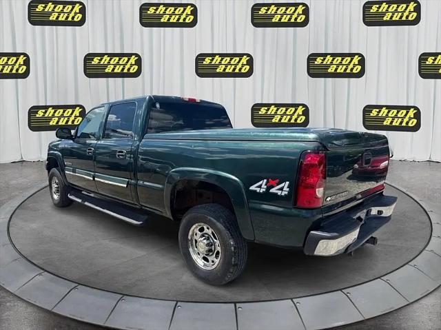 2004 Chevrolet Silverado 2500HD LS