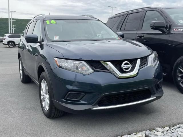2016 Nissan Rogue SV for sale in Muncy, PA