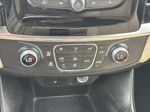 2023 Chevrolet Traverse AWD LS