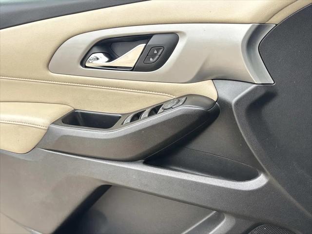 2023 Chevrolet Traverse AWD LS