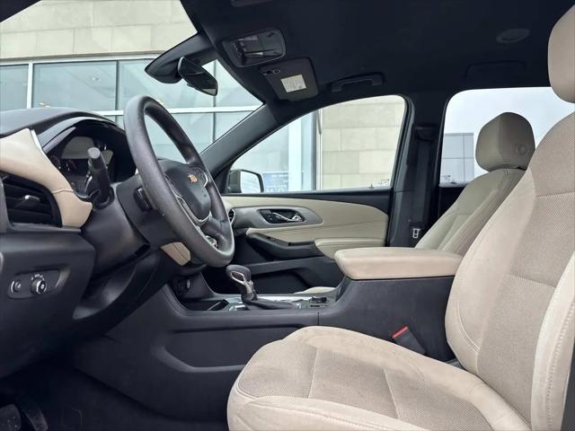 2023 Chevrolet Traverse AWD LS