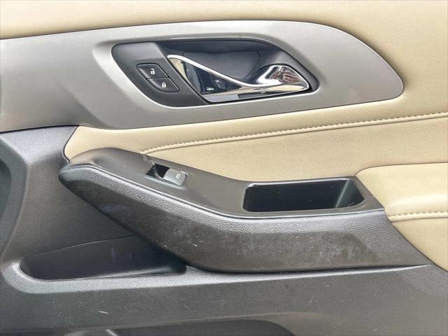 2023 Chevrolet Traverse AWD LS