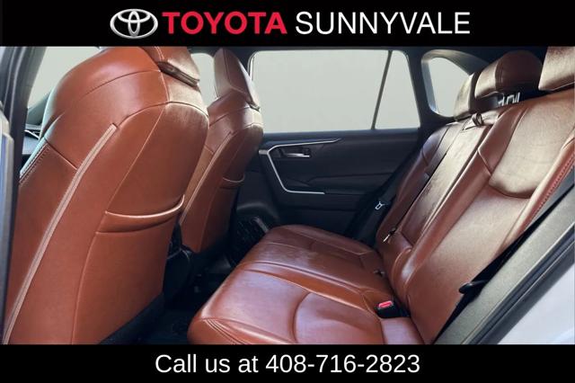 2024 Toyota RAV4 Hybrid SE