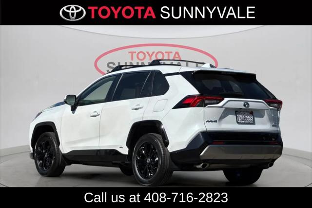 2024 Toyota RAV4 Hybrid SE