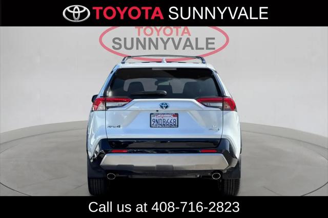 2024 Toyota RAV4 Hybrid SE
