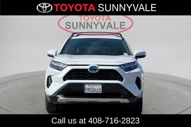 2024 Toyota RAV4 Hybrid SE