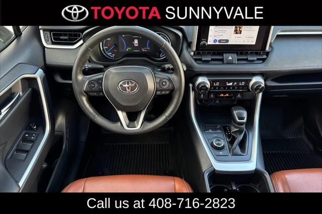 2024 Toyota RAV4 Hybrid SE