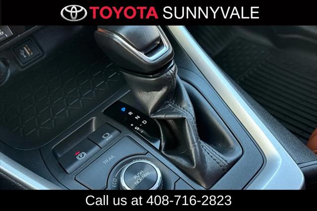 2024 Toyota RAV4 Hybrid SE