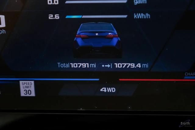 2025 BMW M5 Standard