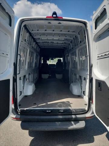 2022 Mercedes-Benz Sprinter 2500 High Roof I4