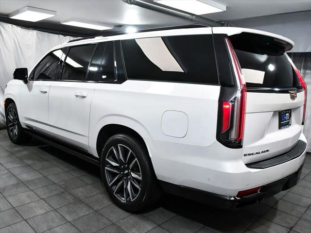 2023 Cadillac Escalade ESV Sport Platinum