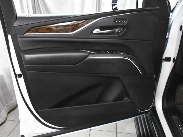 2023 Cadillac Escalade ESV Sport Platinum