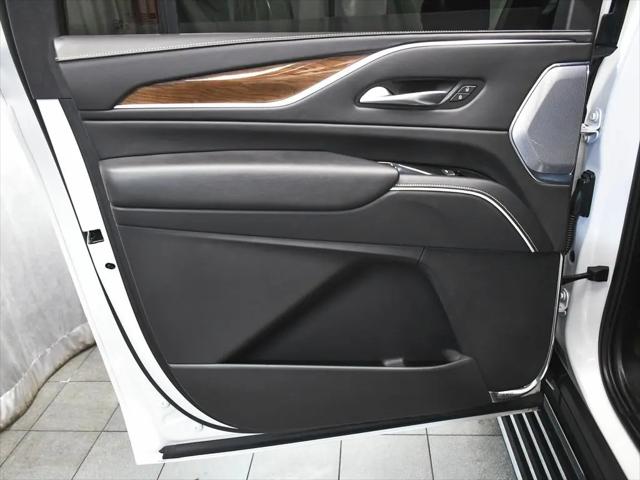 2023 Cadillac Escalade ESV Sport Platinum