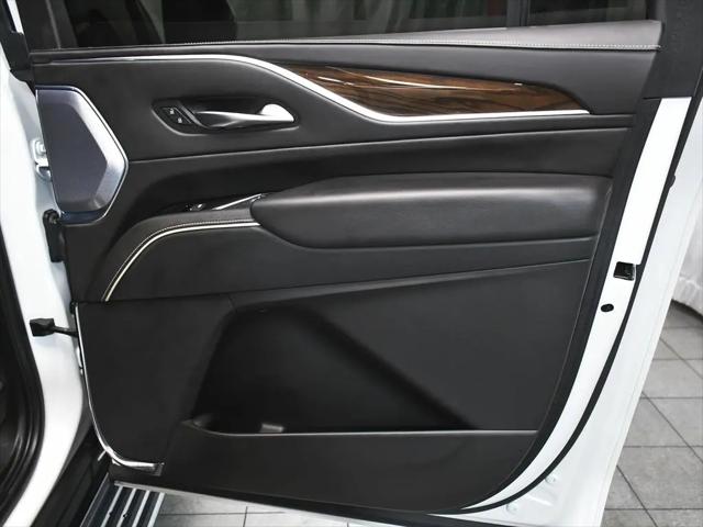 2023 Cadillac Escalade ESV Sport Platinum