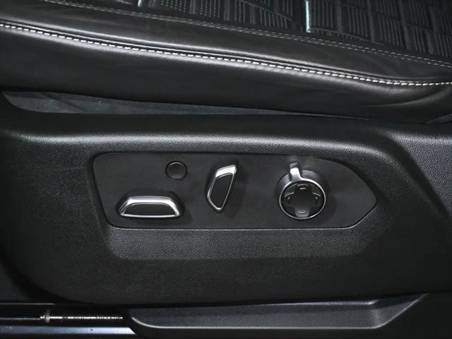 2023 Cadillac Escalade ESV Sport Platinum