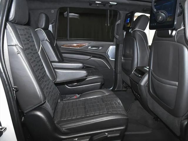 2023 Cadillac Escalade ESV Sport Platinum