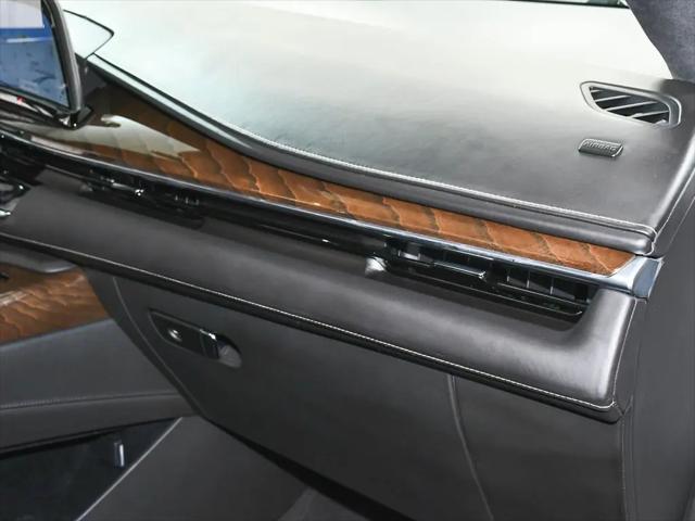 2023 Cadillac Escalade ESV Sport Platinum