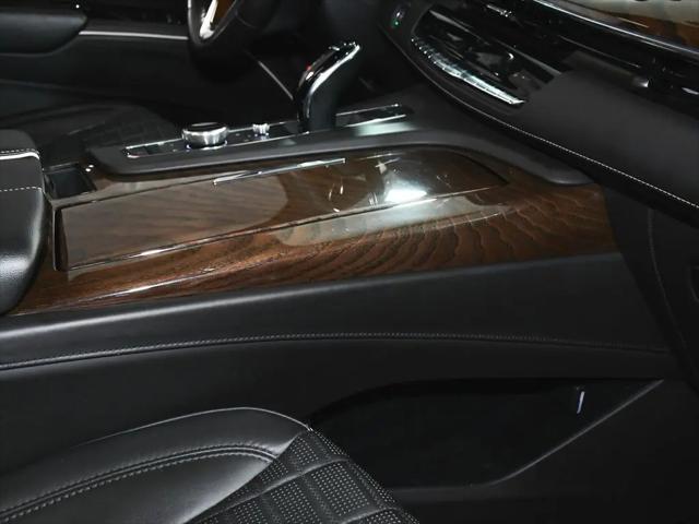 2023 Cadillac Escalade ESV Sport Platinum