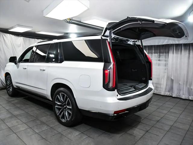 2023 Cadillac Escalade ESV Sport Platinum