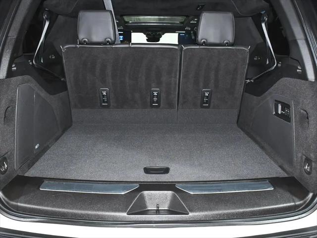 2023 Cadillac Escalade ESV Sport Platinum