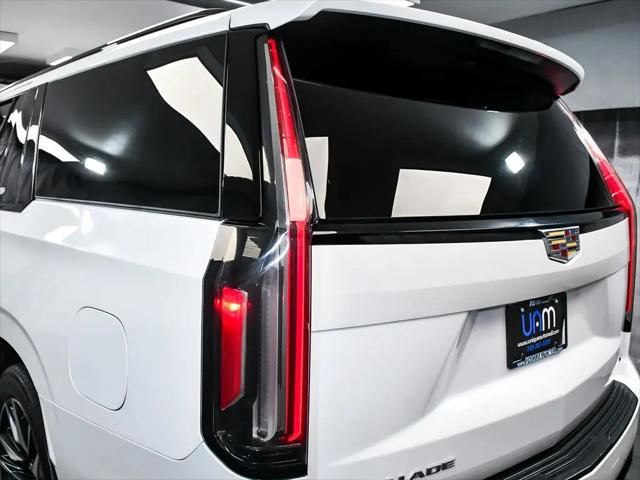 2023 Cadillac Escalade ESV Sport Platinum
