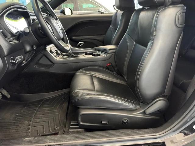 2015 Dodge Challenger R/T Plus
