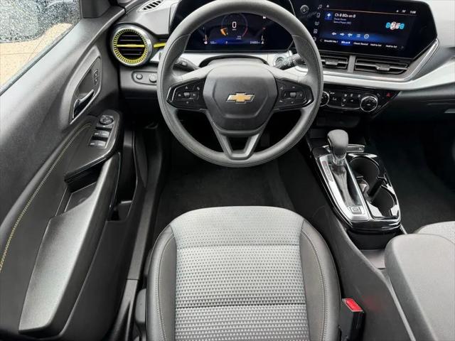 2025 Chevrolet Trax FWD LT