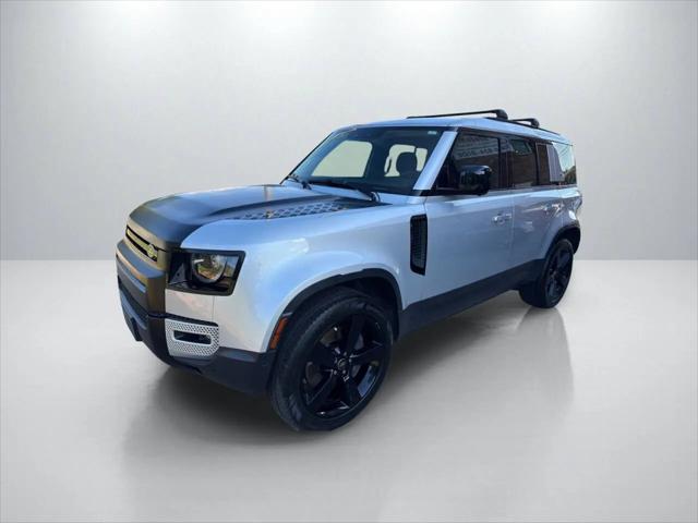 2023 Land Rover Defender 110 SE