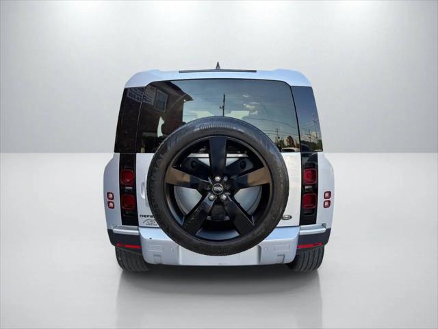 2023 Land Rover Defender 110 SE