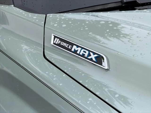 2026 Toyota Tundra Platinum Hybrid CrewMax 5.5' Bed