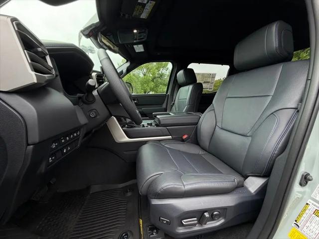 2026 Toyota Tundra Platinum Hybrid CrewMax 5.5' Bed