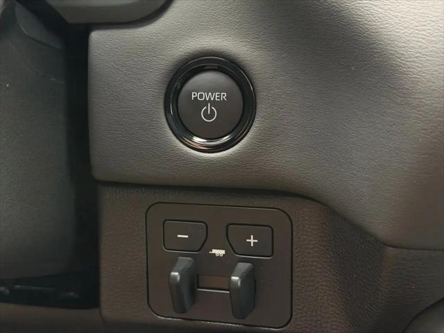 2026 Toyota Tundra Platinum Hybrid CrewMax 5.5' Bed