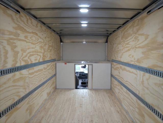 2027 Ford E-Series Cutaway E-450