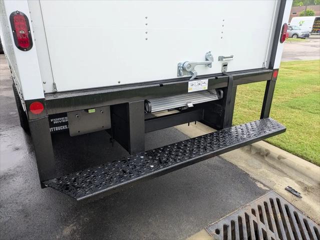 2027 Ford E-Series Cutaway E-450