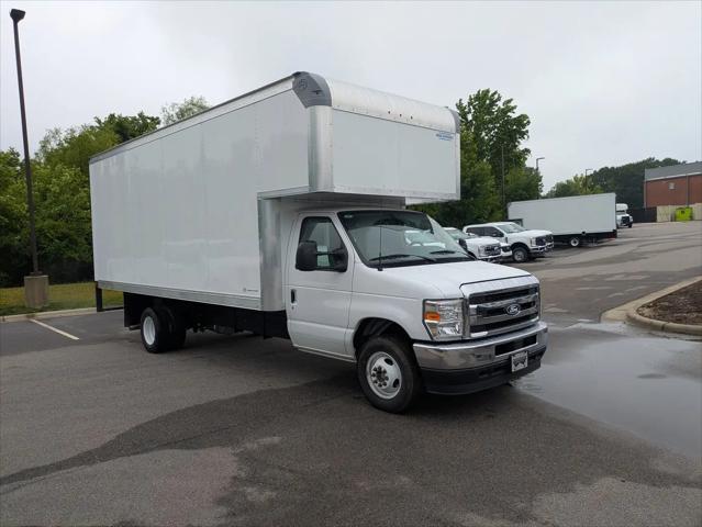 2027 Ford E-Series Cutaway E-450