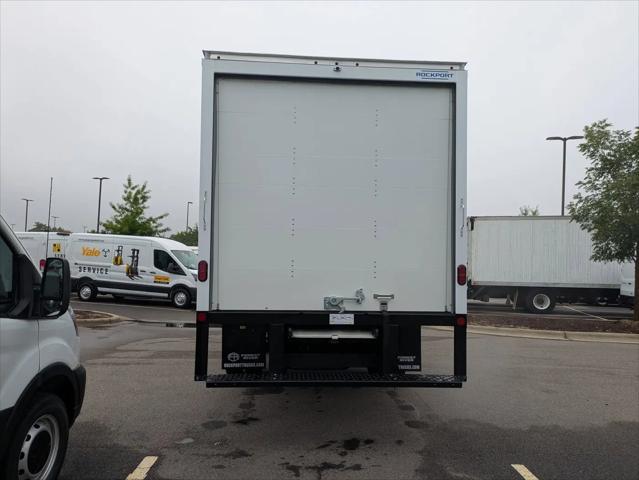 2027 Ford E-Series Cutaway E-450