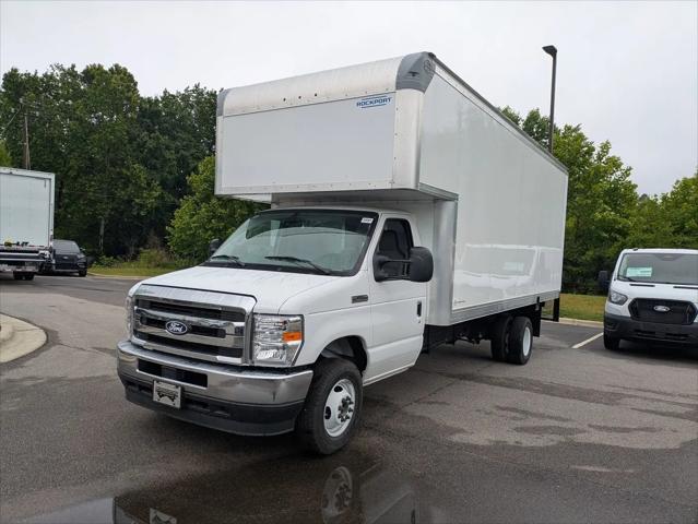 2027 Ford E-Series Cutaway E-450