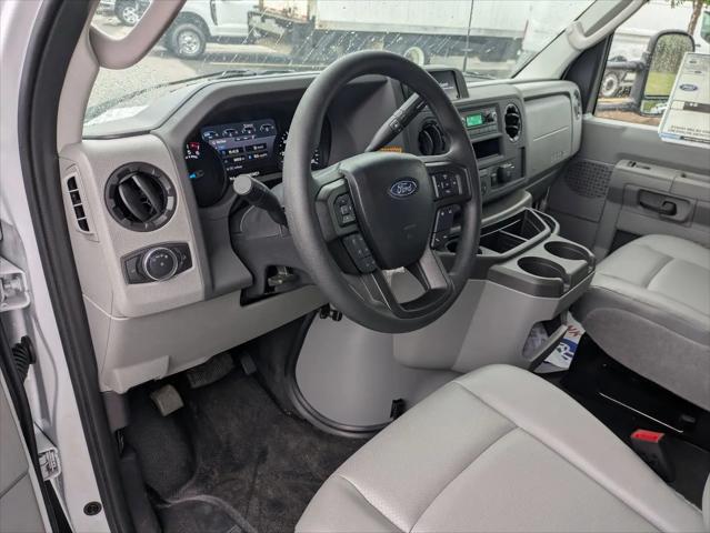 2027 Ford E-Series Cutaway E-450