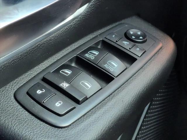 2019 Ram 1500 Big Horn/Lone Star Crew Cab 4x2 5'7" Box