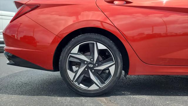 2022 Hyundai Elantra Limited