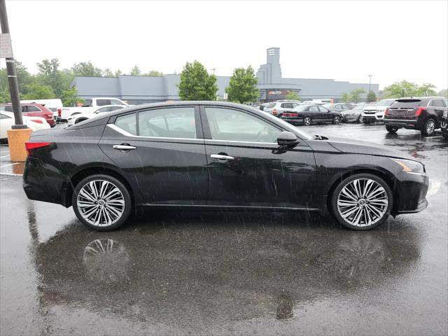 2023 Nissan Altima SL FWD