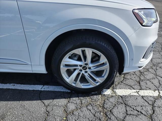 2024 Audi Q7 Premium Plus 45 TFSI quattro Tiptronic