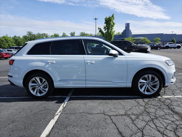 2024 Audi Q7 Premium Plus 45 TFSI quattro Tiptronic