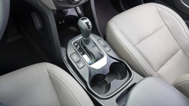 2017 Hyundai Santa Fe SE Ultimate